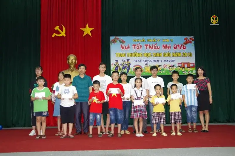 Nhà máy X61 tổ chức gặp mặt các cháu thiếu niên, nhi đồng nhân ngày 1-6