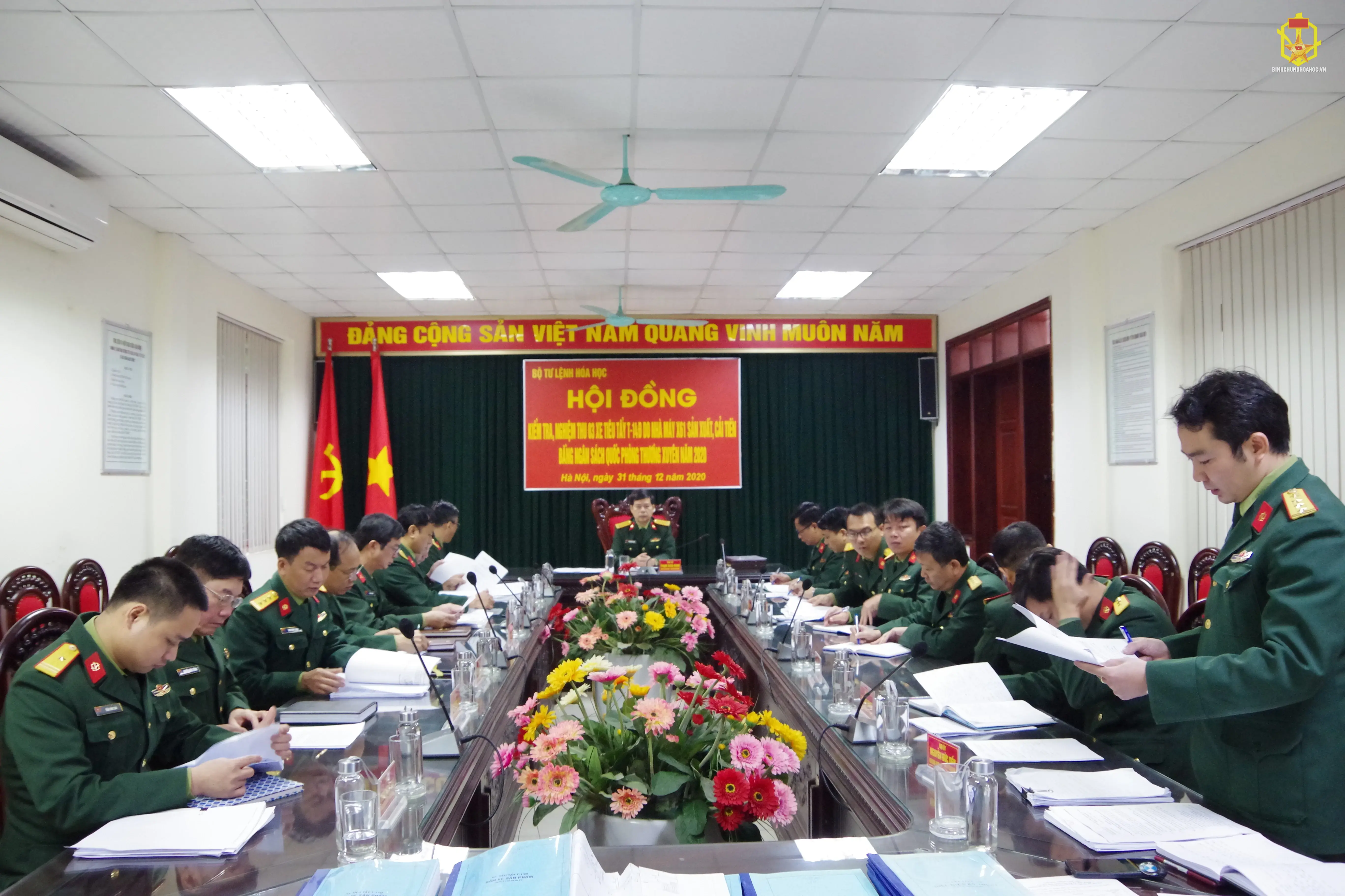 HỘI ĐỒNG NGHIỆM THU CỦA BINH CHỦNG HÓA HỌC TỔ CHỨC NGHIỆM THU XE TIÊU TẨY T-14Đ