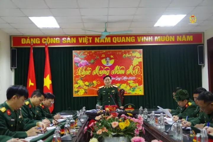 THỦ TRƯỞNG BINH CHỦNG KIỂM TRA SSCĐ VÀ CHÚC TẾT NHÀ MÁY X61 XUÂN QUÝ MÃO 2023