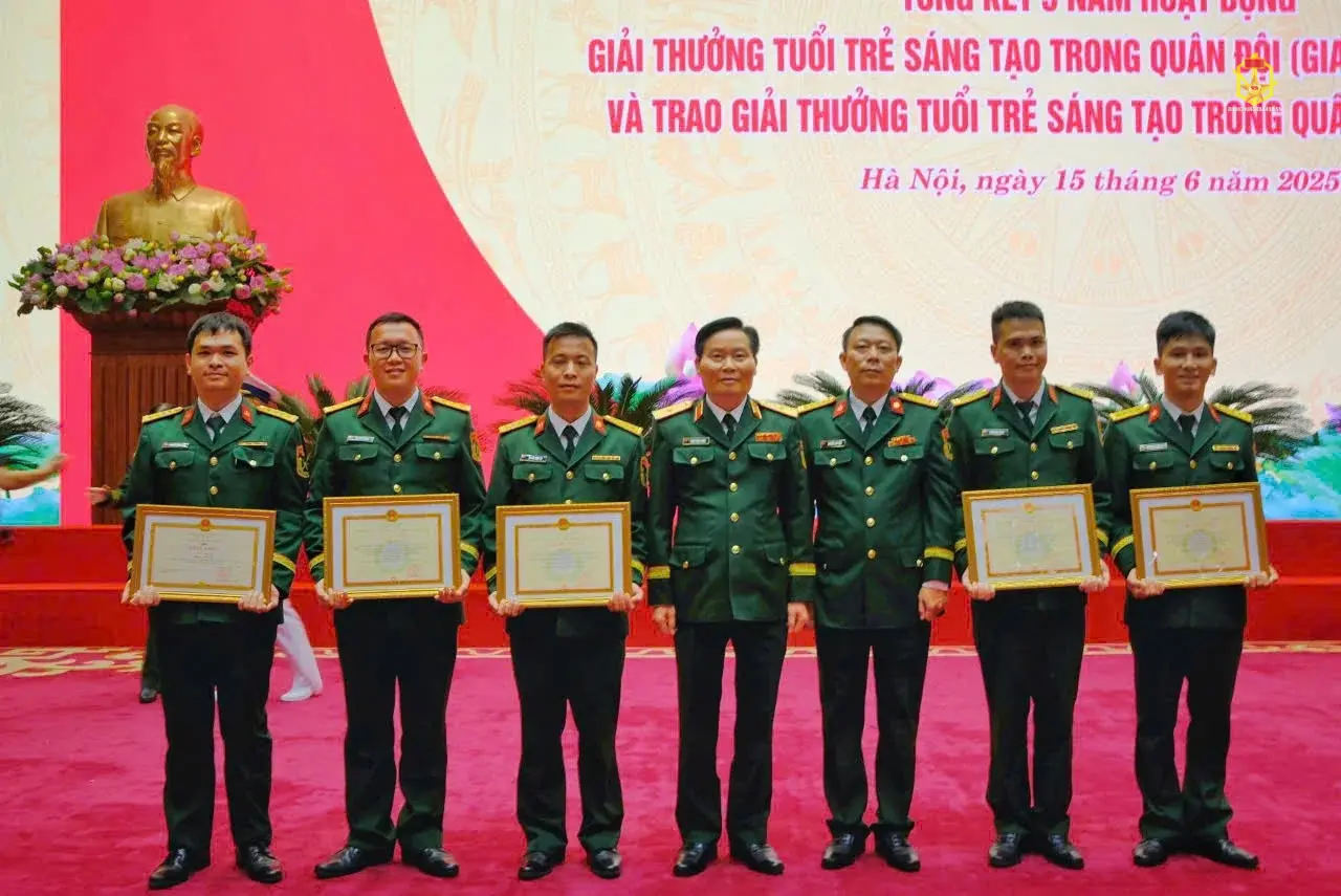Nhà máy X61 Binh chủng Hóa học 02 công trình đạt Giải thưởng Tuổi trẻ sáng tạo trong Quân đội lần thứ 25